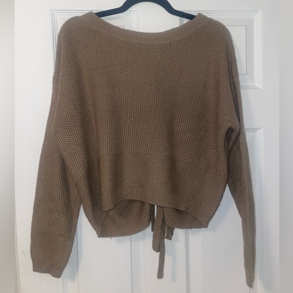 small tie back sweater from SHEIN - Picture 2 of 4